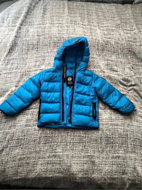 Canada Goose Boys 2/3 Blue Hooded Puffer Jacket Like New